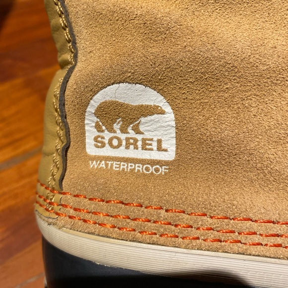 Joan of arctic Sorel women’s boots, size 7 - Picture 3 of 8